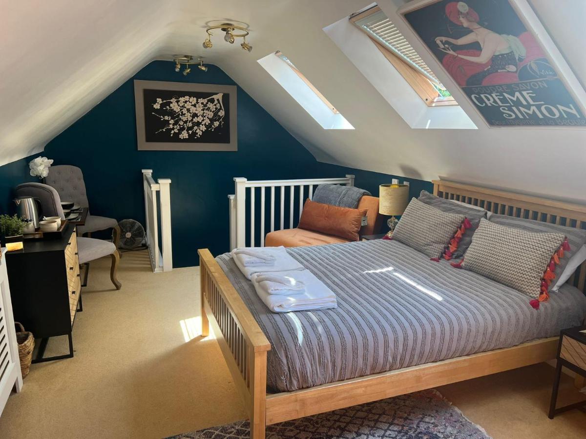 Boutique Shrewsbury Suites Exteriör bild
