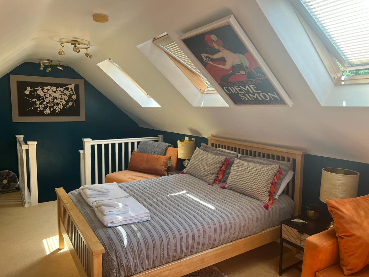 Boutique Shrewsbury Suites Exteriör bild