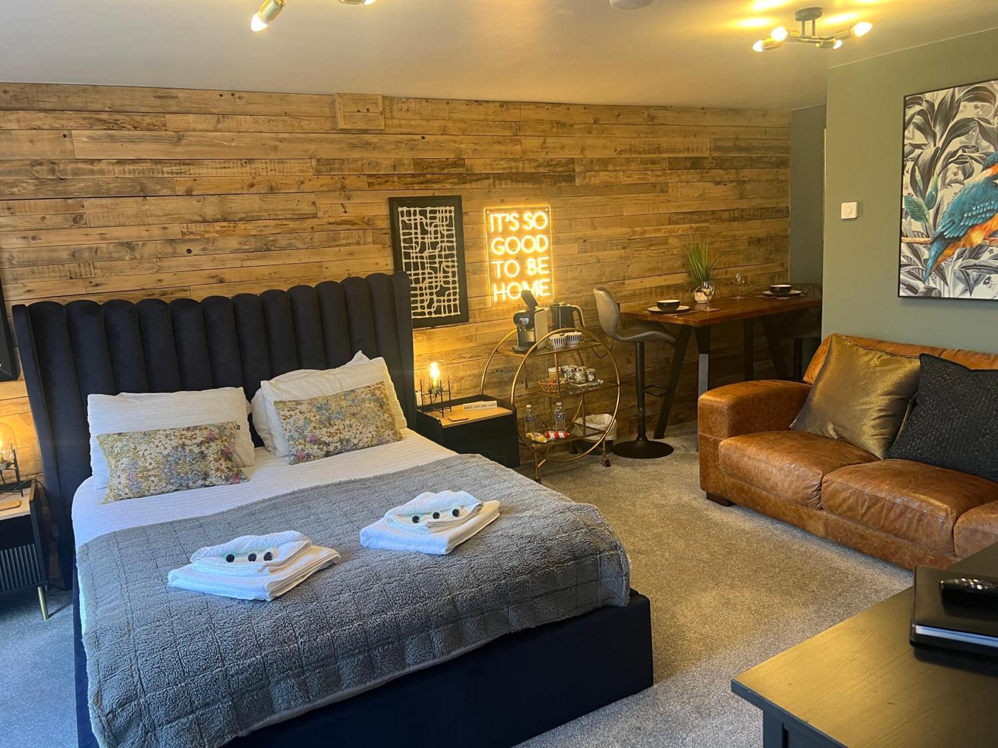 Boutique Shrewsbury Suites Exteriör bild